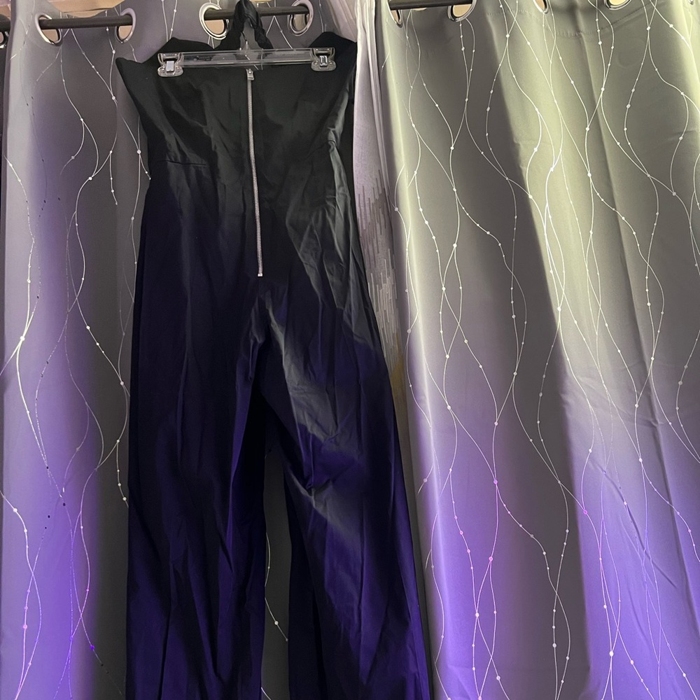 Frame zip halter jumpsuit,black noir, large. NWT